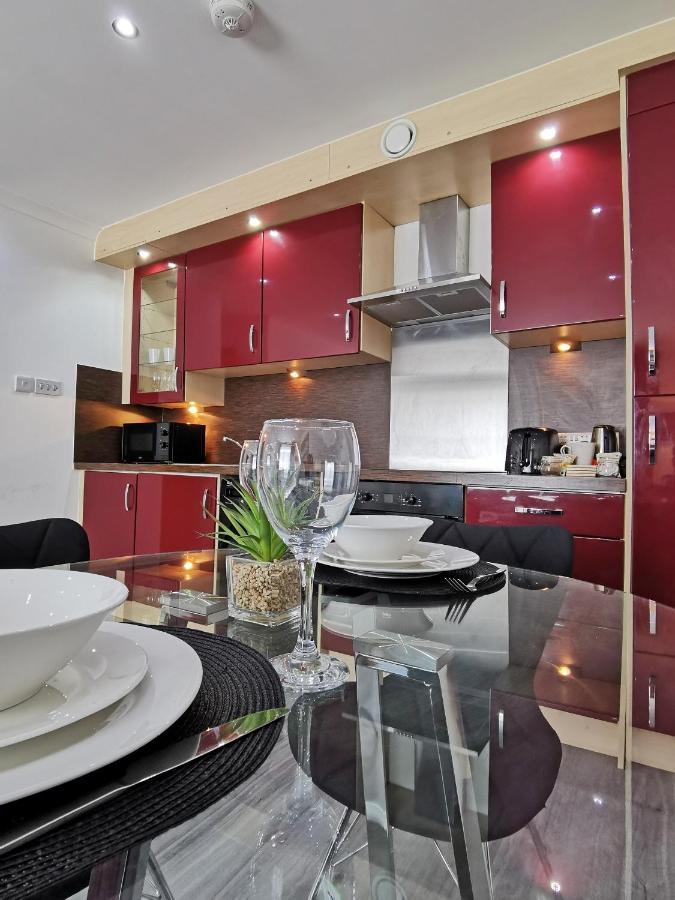 Vkm Apartments Glasgow Esterno foto