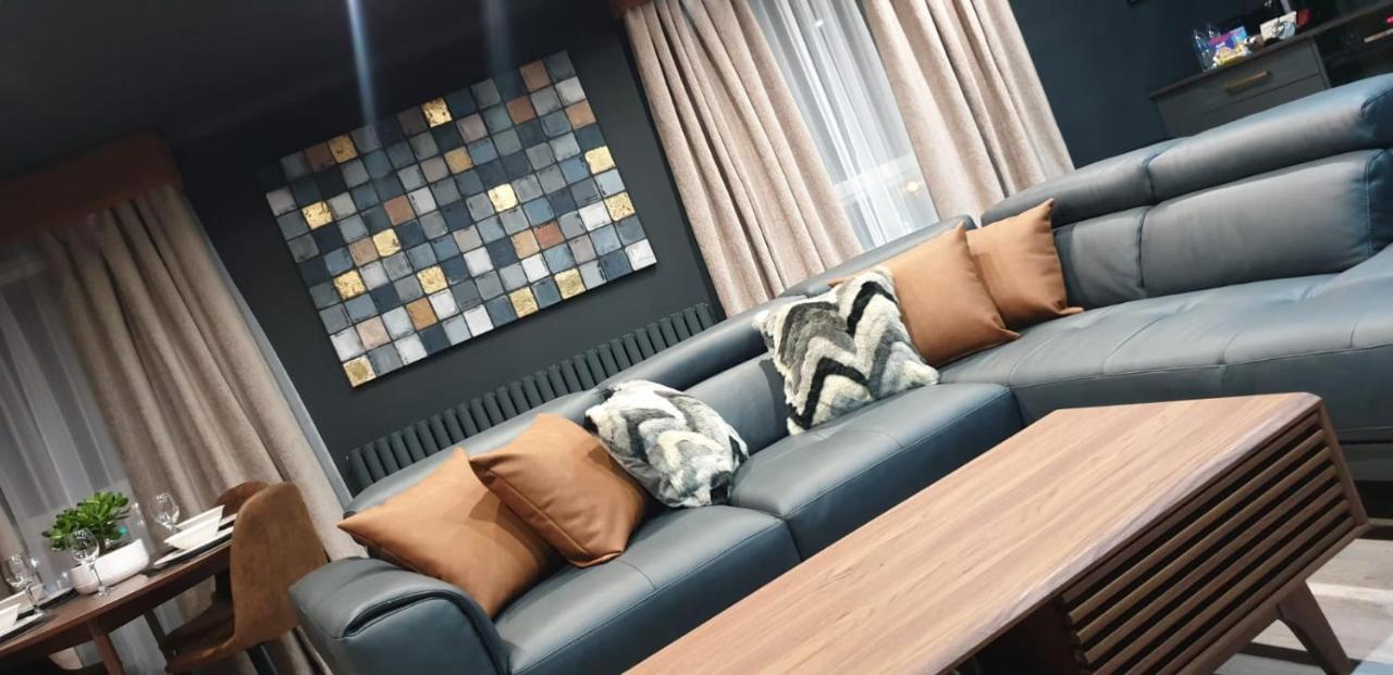 Vkm Apartments Glasgow Esterno foto